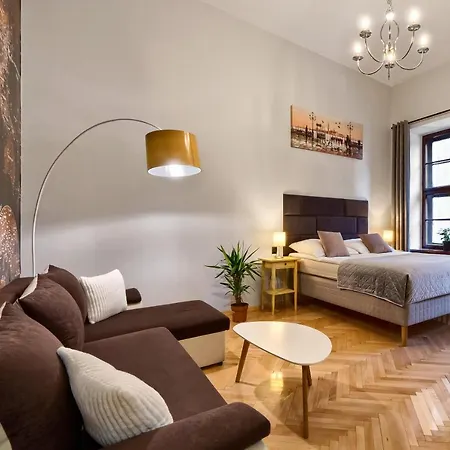 Comfortable In The Old Town Of Apartment *