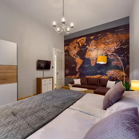 Comfortable In The Old Town Of Apartment *